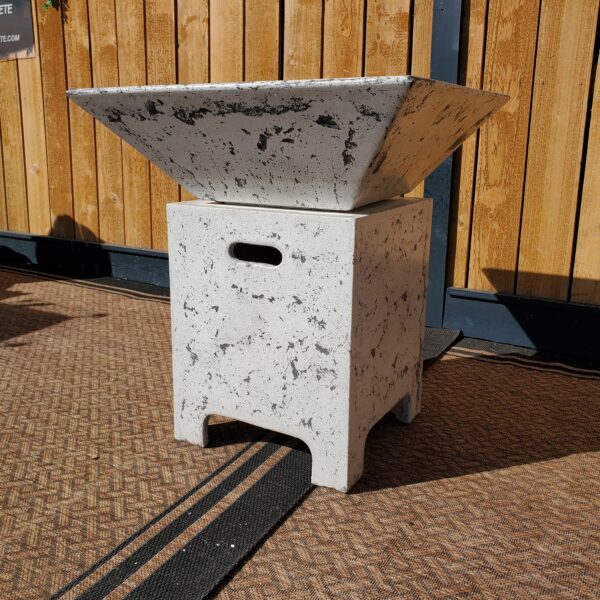 Planter Pedestal - Image 3